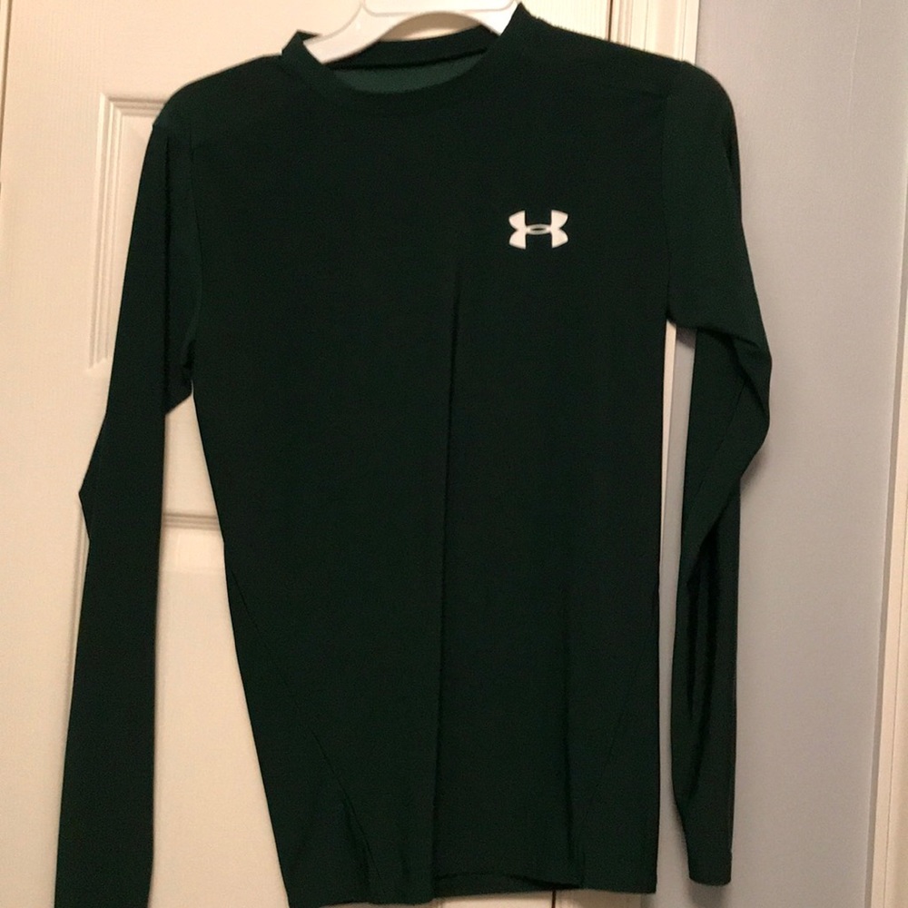 Athletic shirt